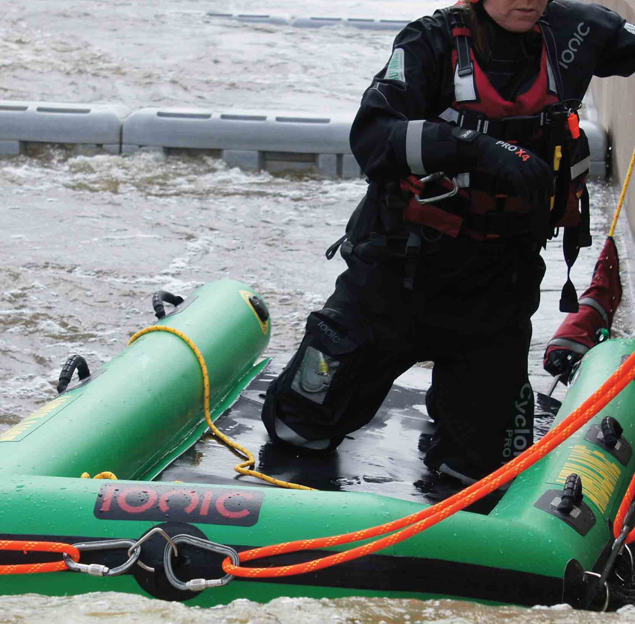 HYPALON EXTREME SLED - SET MIT BEFÜLLSYSTEM