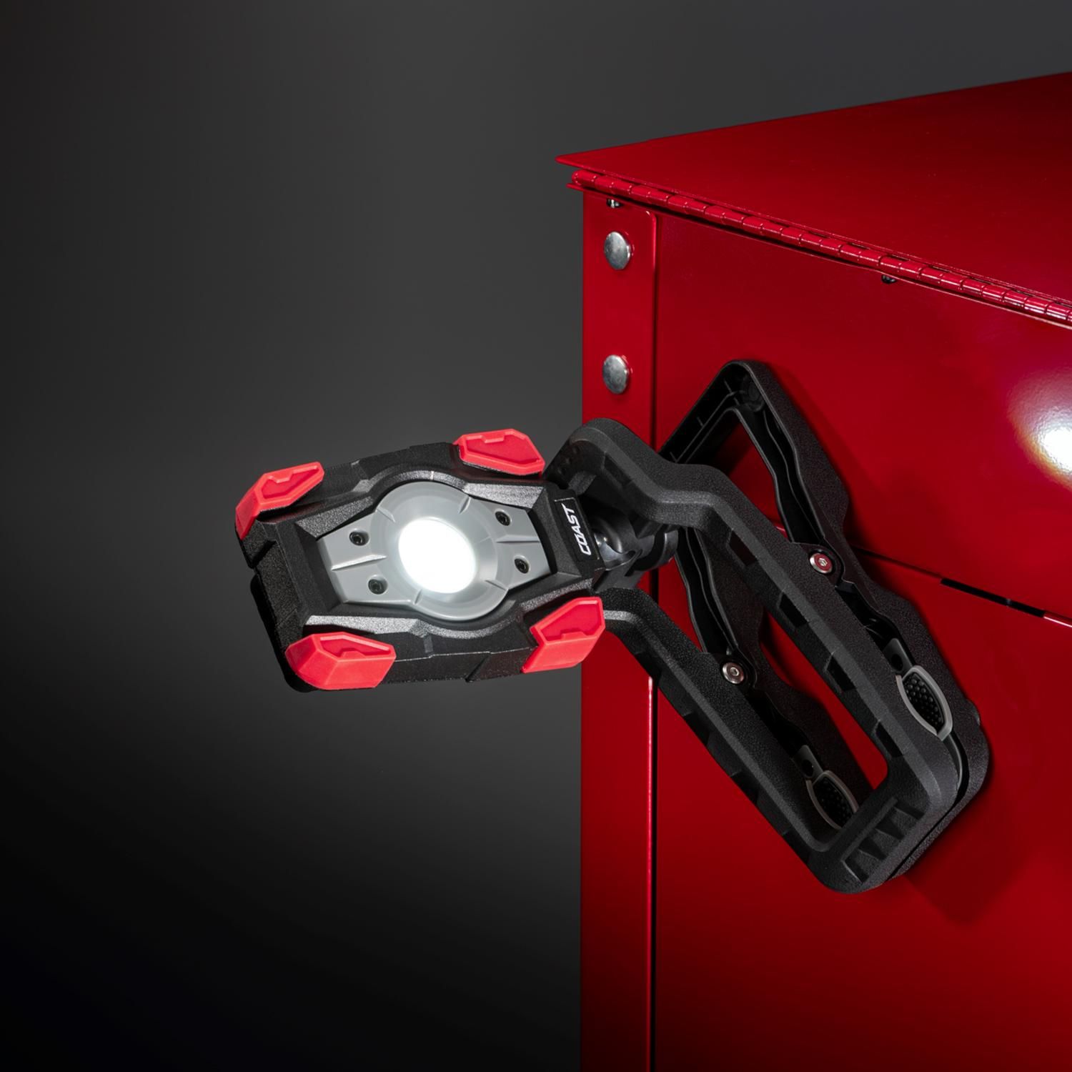 LED-Arbeitsleuchte mit magnetischer Halterung und schwenkbarem Leuchtkopf für Werkstatt, Industrie, Feuerwehr und Einsatzfahrzeuge