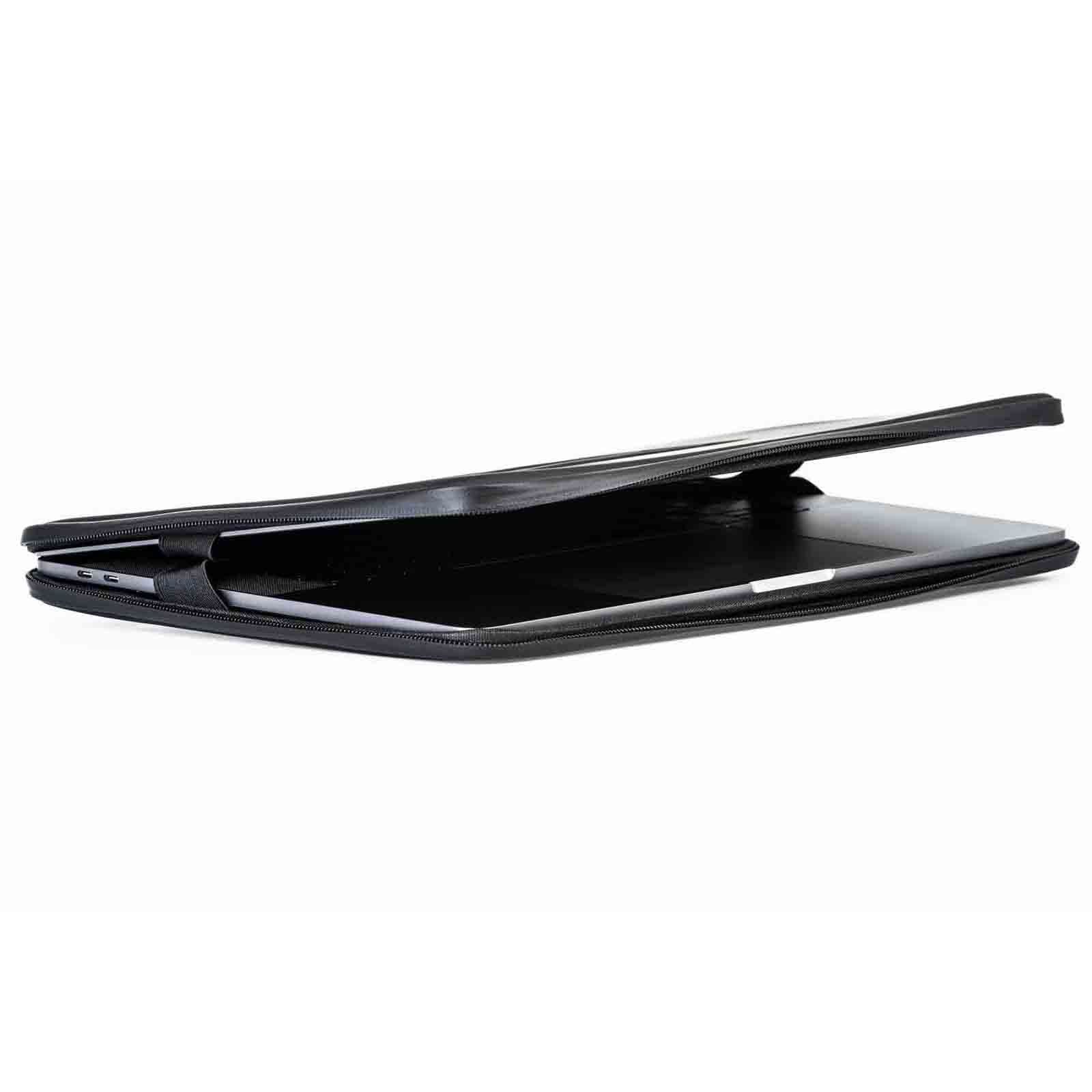 Geschlossene wasserdichte Laptop-Tasche mit sicherem Rundum-Schutz für Notebook und Dokumente – robuste Schutzhülle für Reisen, Outdoor-Abenteuer, Bootstouren und den täglichen Transport von Laptops.